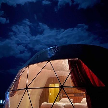 Al Sultana Luxury Camp Villa Вади Рум Екстериор снимка