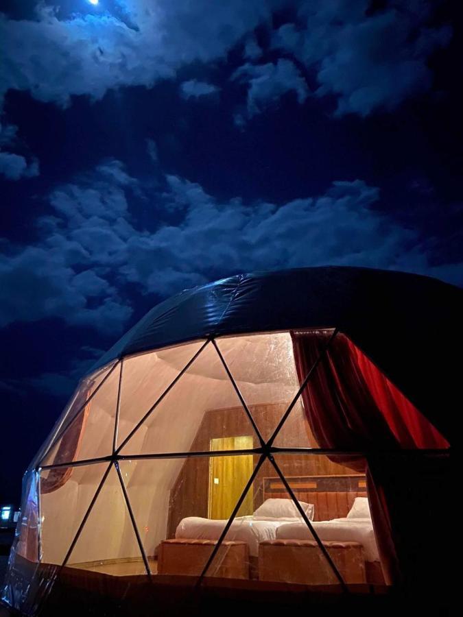 Al Sultana Luxury Camp Villa Вади Рум Екстериор снимка